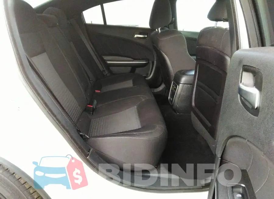 2C3CDXGJ6KH746268 Photo# 8