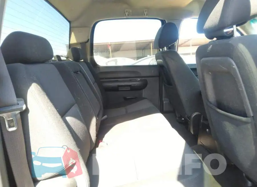 3GCPKSE73DG303611 Photo# 8