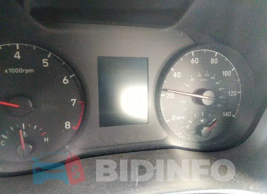3KPC24A64LE112345 Photo# 7