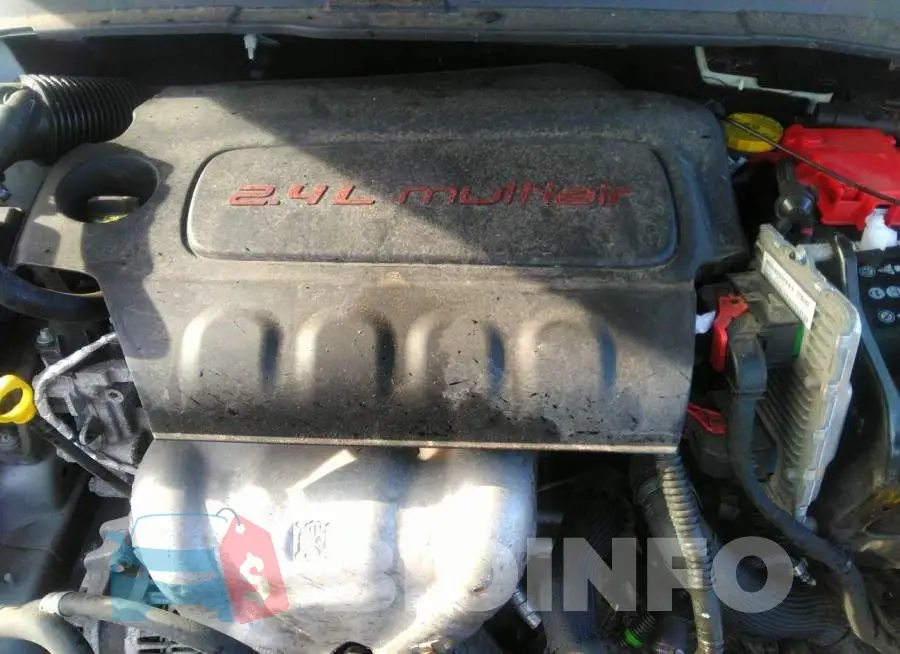3C4NJDCB2KT828287 Photo# 10