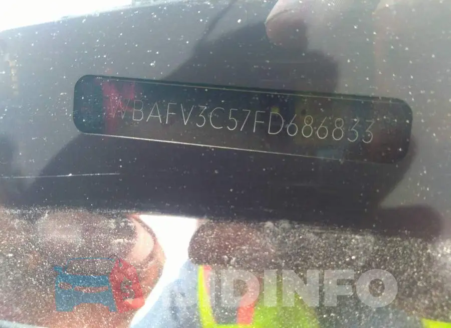 WBAFV3C57FD686833 Photo# 9