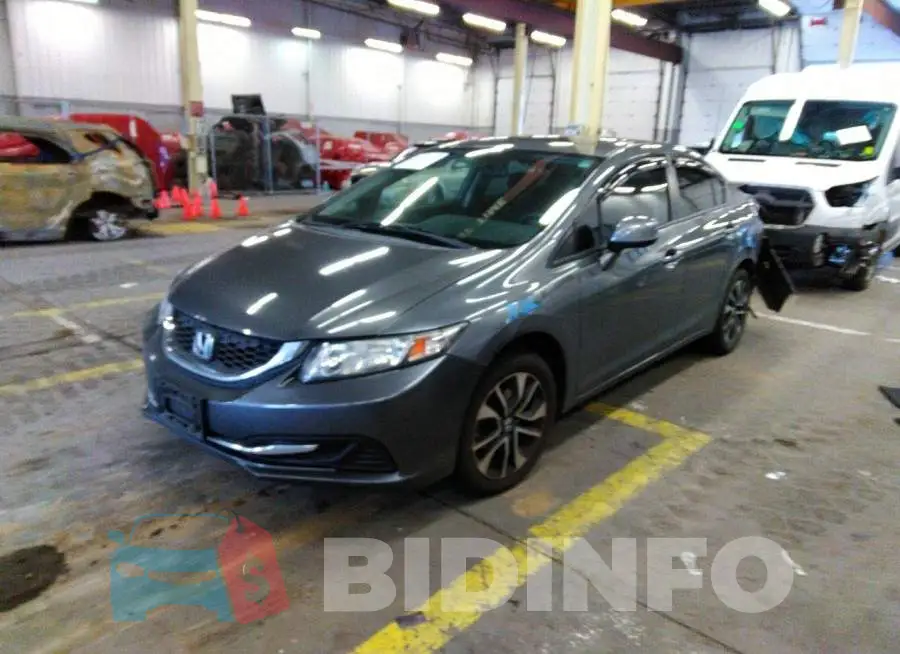 19XFB2F82DE288629 Photo# 2