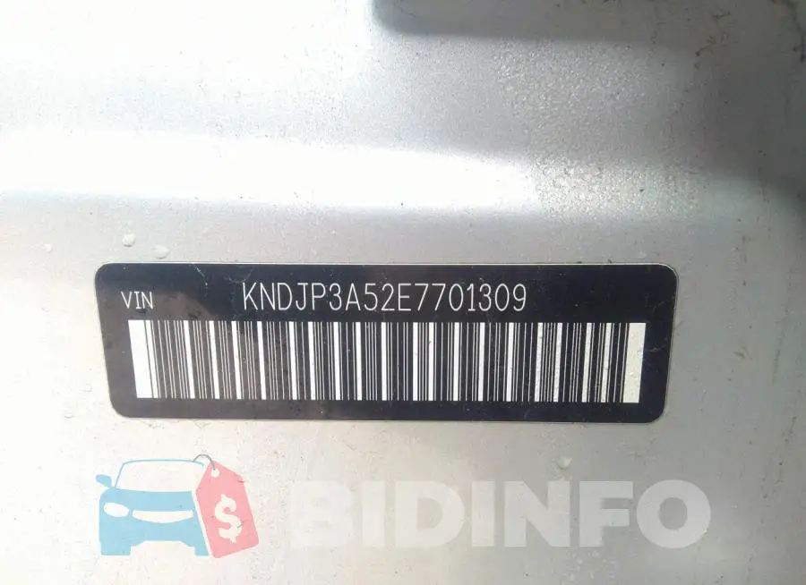KNDJP3A52E7701309 Photo# 9