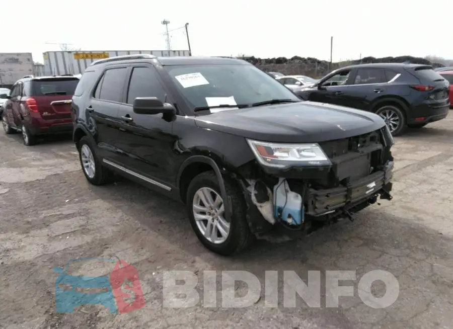 1FM5K8D83JGB25593 Photo# 1