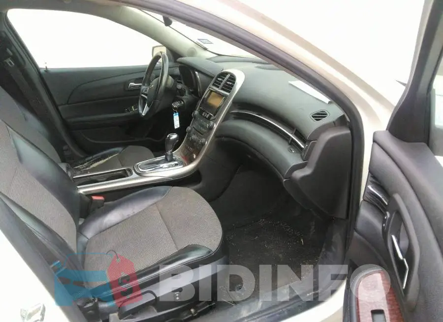1G11F5SR4DF141614 Photo# 5