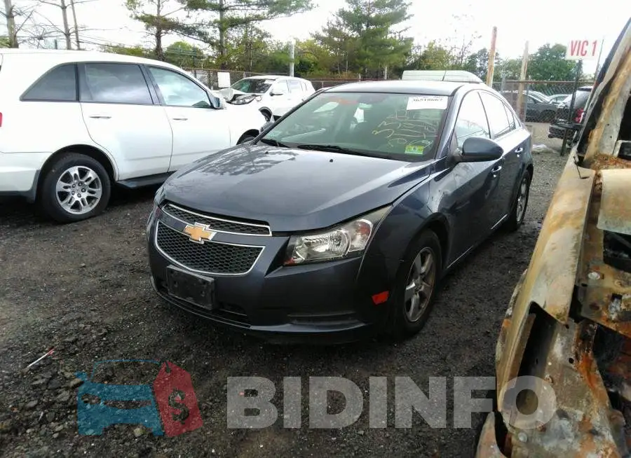 1G1PC5SB3E7456356 Photo# 2