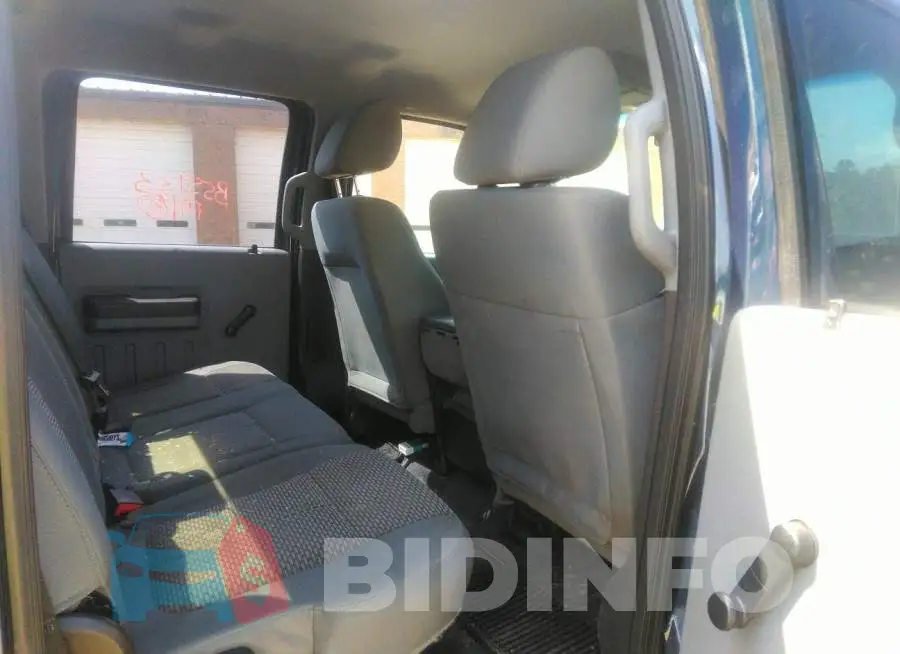 1FT7W2BTXEEB55133 Photo# 8