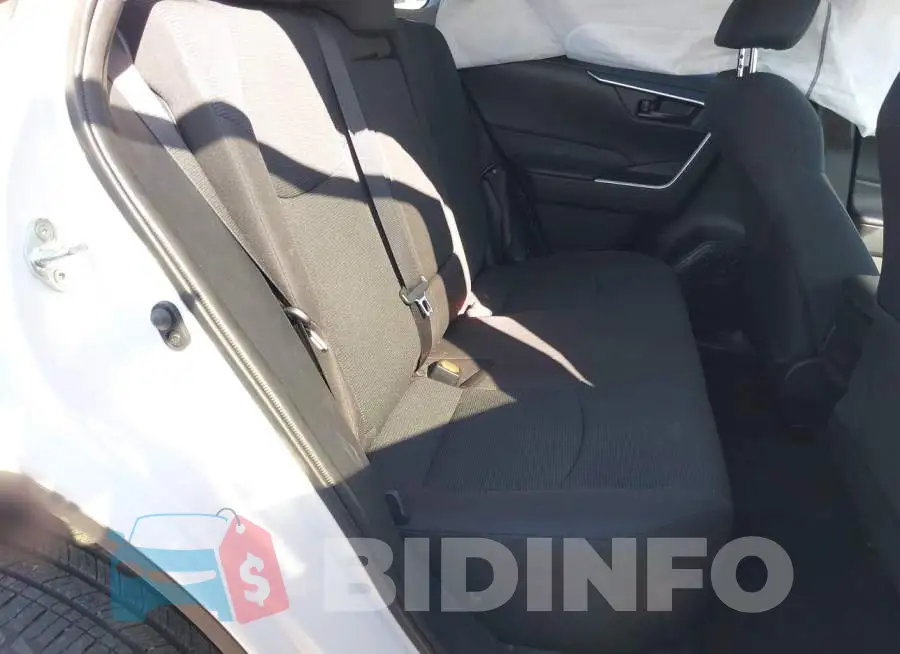 2T3F1RFV6MC216002 Photo# 8