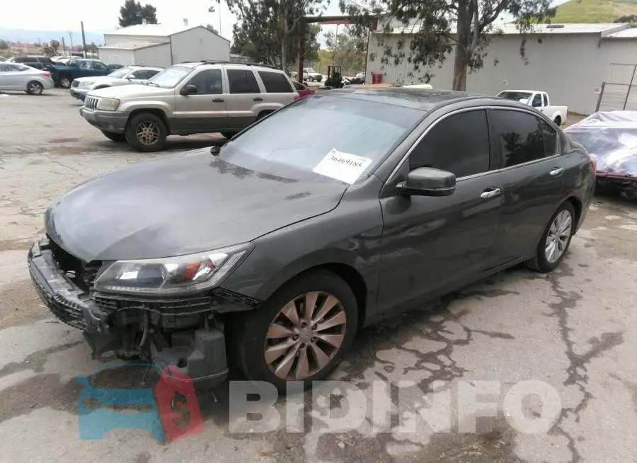 1HGCR2F88FA050404 Photo# 2