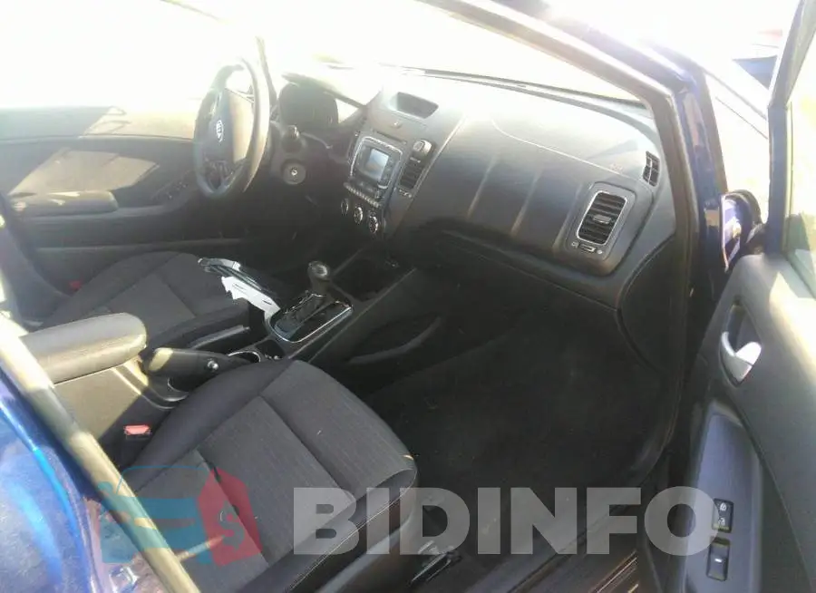 3KPFL4A79HE132147 Photo# 5