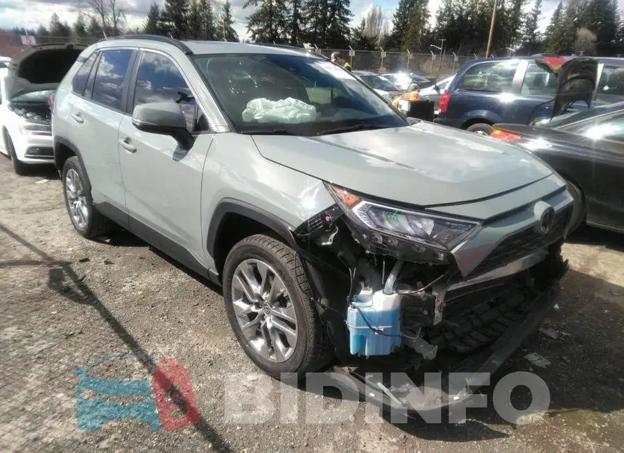 JTMC1RFV8MD065744 Photo# 1