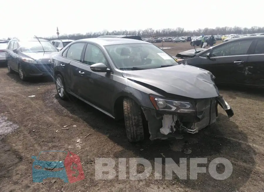 1VWLA7A38KC012424 Photo# 1