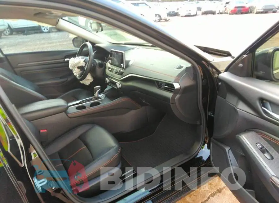 1N4BL4CV4LC170417 Photo# 5