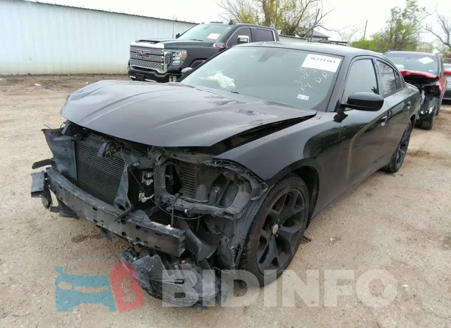 2C3CDXHG3FH825180 Photo# 2