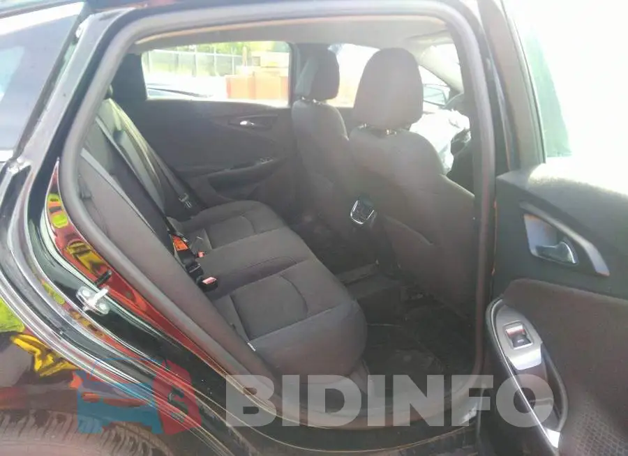 1G1ZD5ST8KF108813 Photo# 8