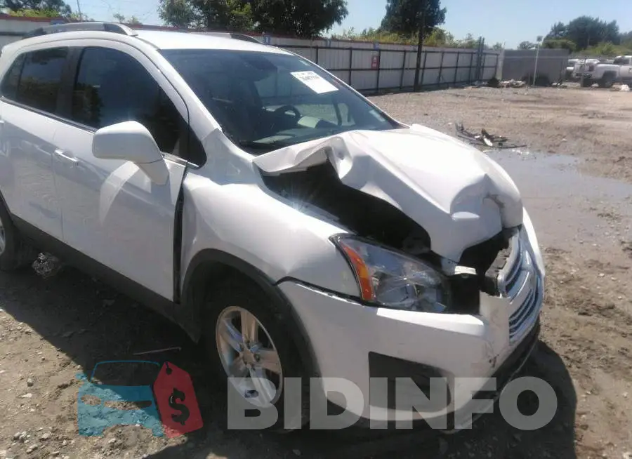 3GNCJLSB8GL164868 Photo# 6