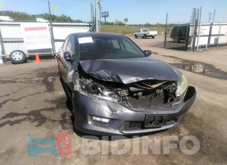 1HGCR2F74EA136332 Photo# 6