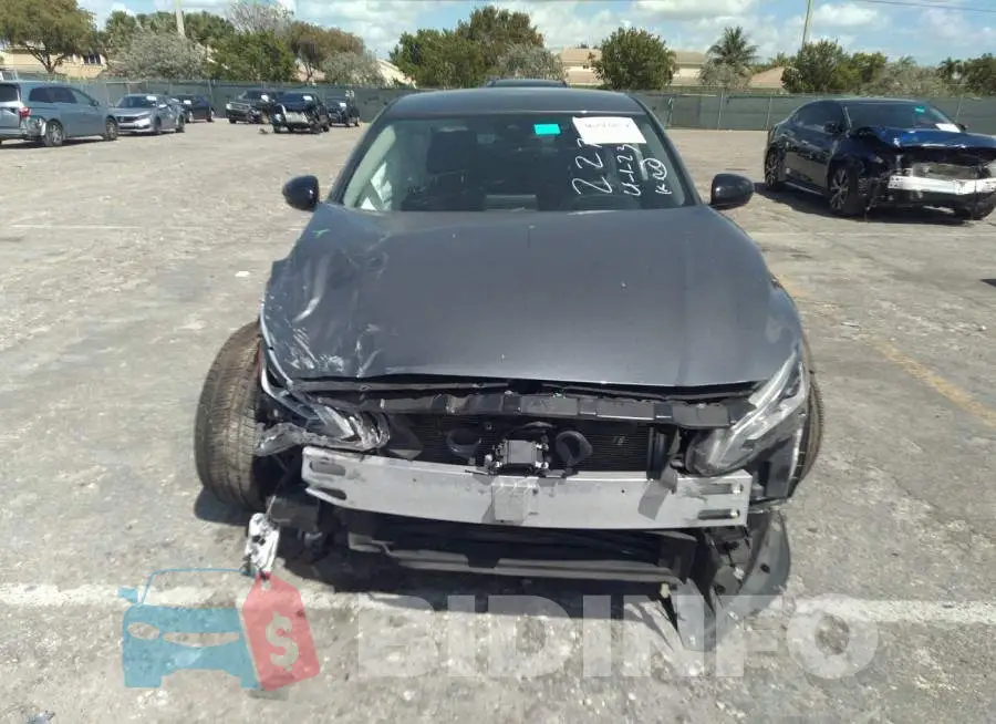 1N4BL4CV9LC227971 Photo# 6