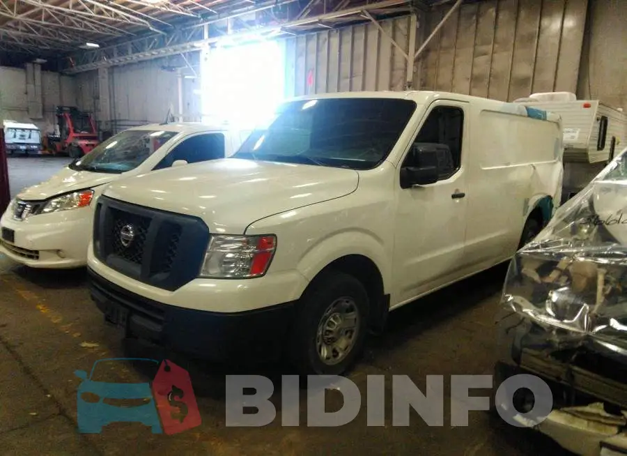 1N6BF0KY2DN100102 Photo# 2