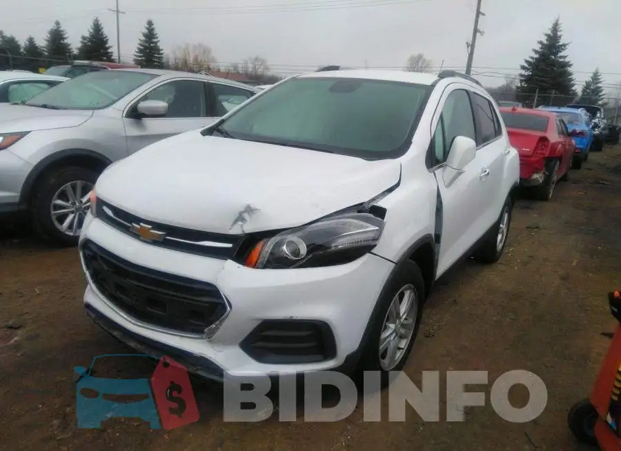 3GNCJLSB1LL141586 Photo# 2
