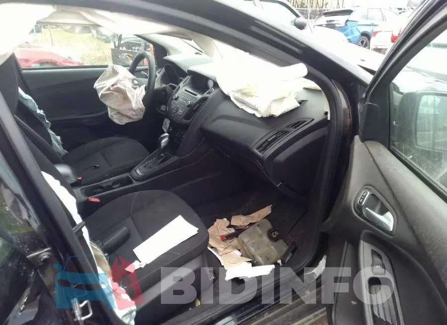 1FADP3F20GL216484 Photo# 5