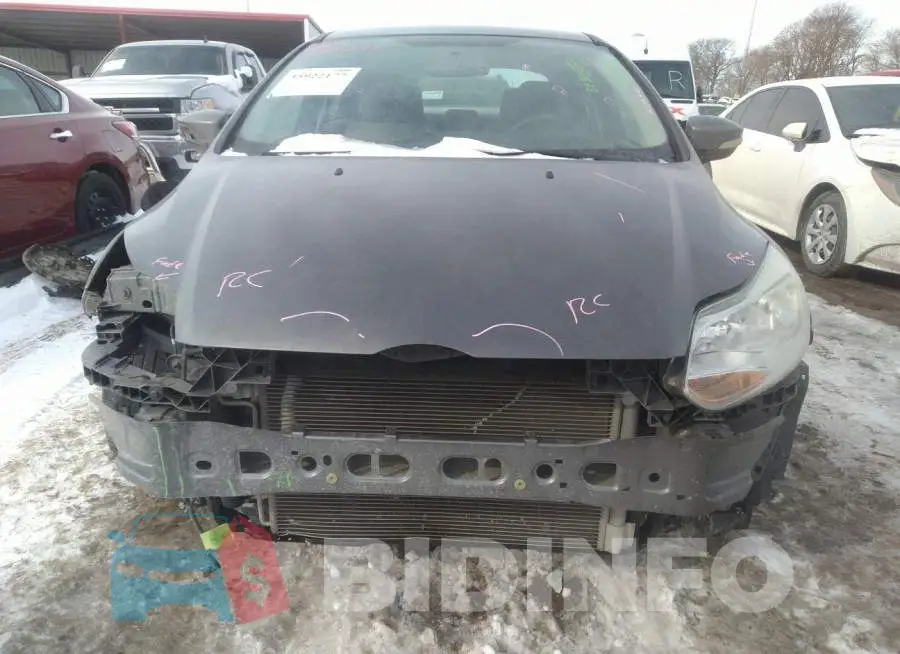 1FADP3F25DL376002 Photo# 6