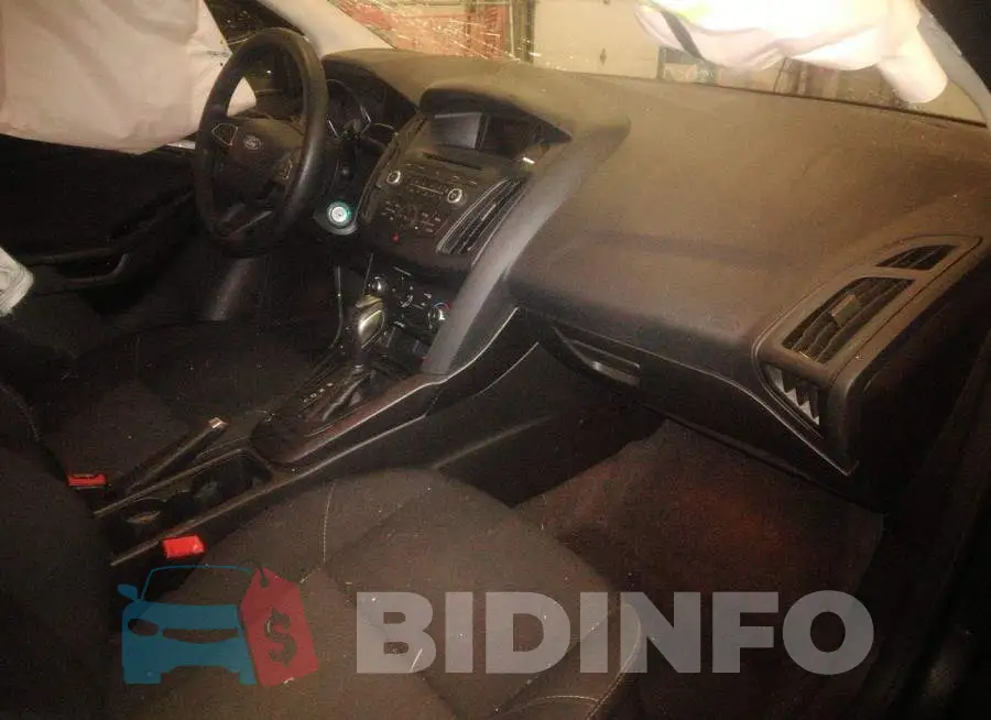 1FADP3F25GL320002 Photo# 5