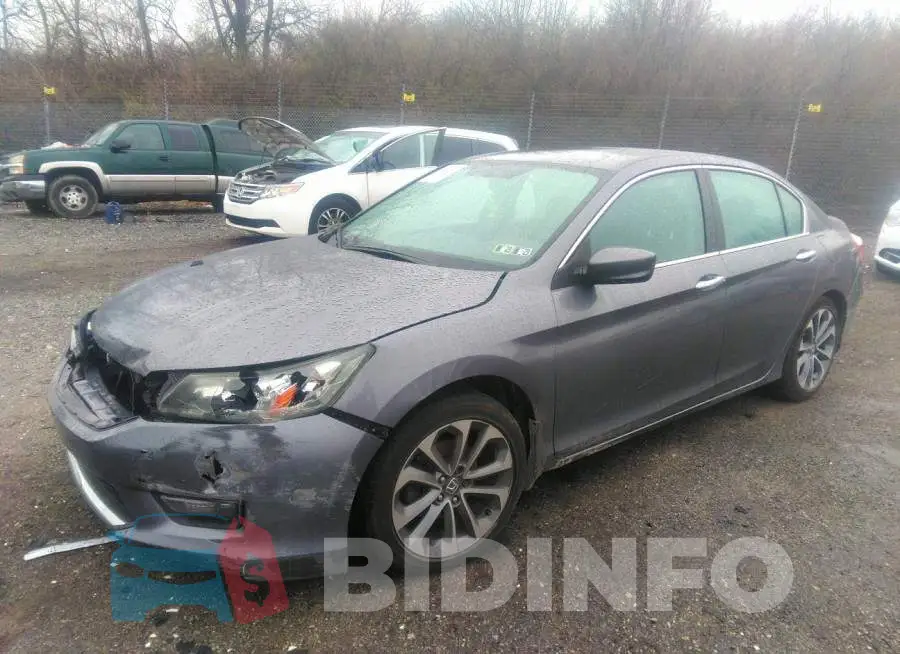 1HGCR2F58EA152225 Photo# 2