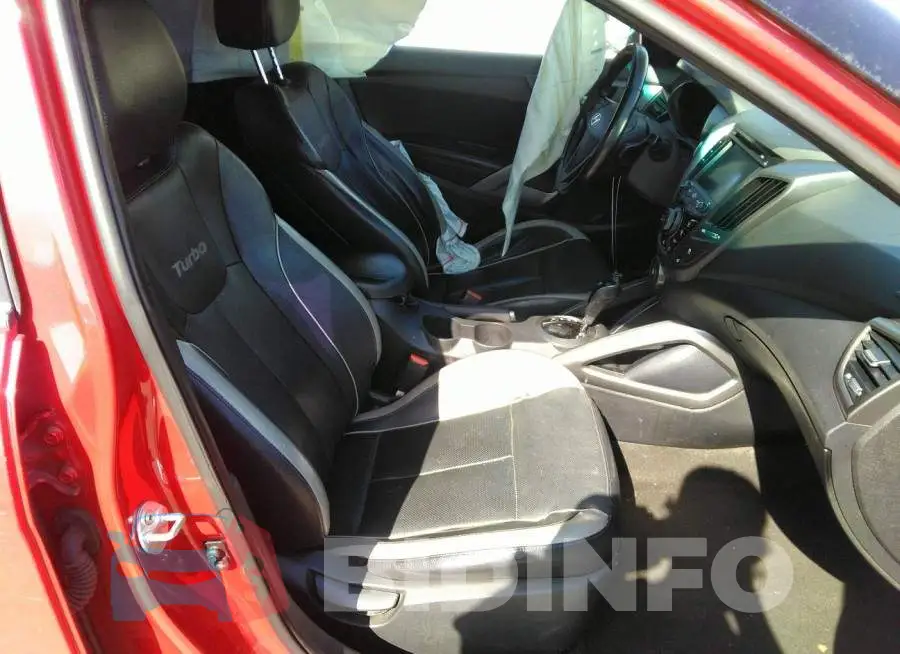 KMHTC6AE8FU221795 Photo# 5