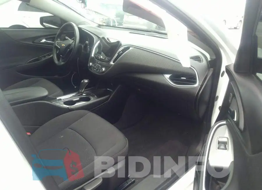 1G1ZD5ST0JF155963 Photo# 5