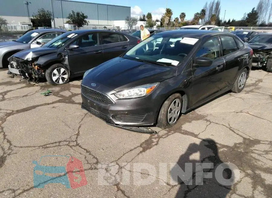 1FADP3E20FL369883 Photo# 6