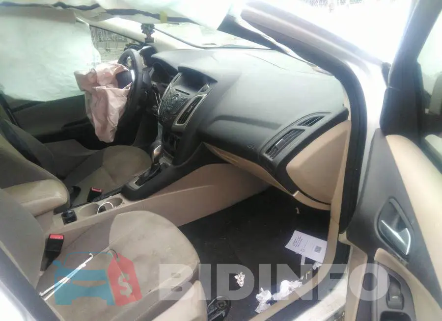 1FADP3K27DL331259 Photo# 5