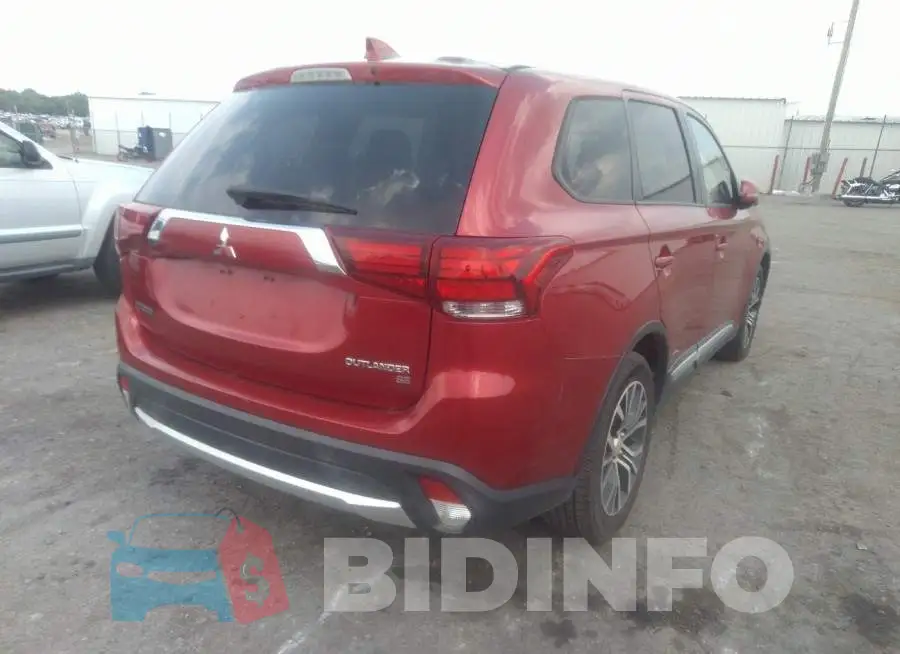 JA4AD3A37JZ039307 Photo# 4