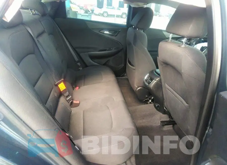 1G1ZD5ST2KF113280 Photo# 8