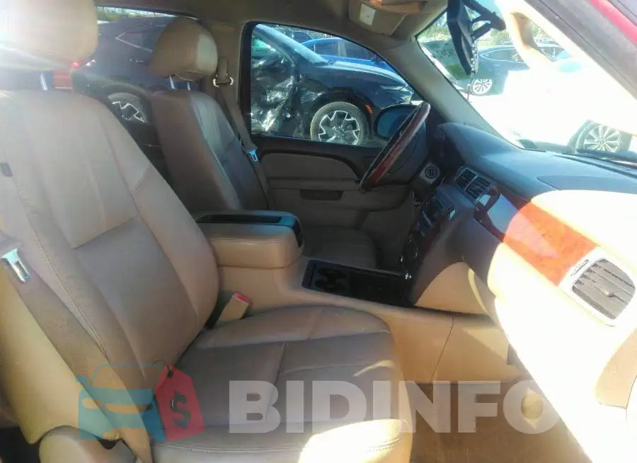 1GNSKBE07DR176933 Photo# 5