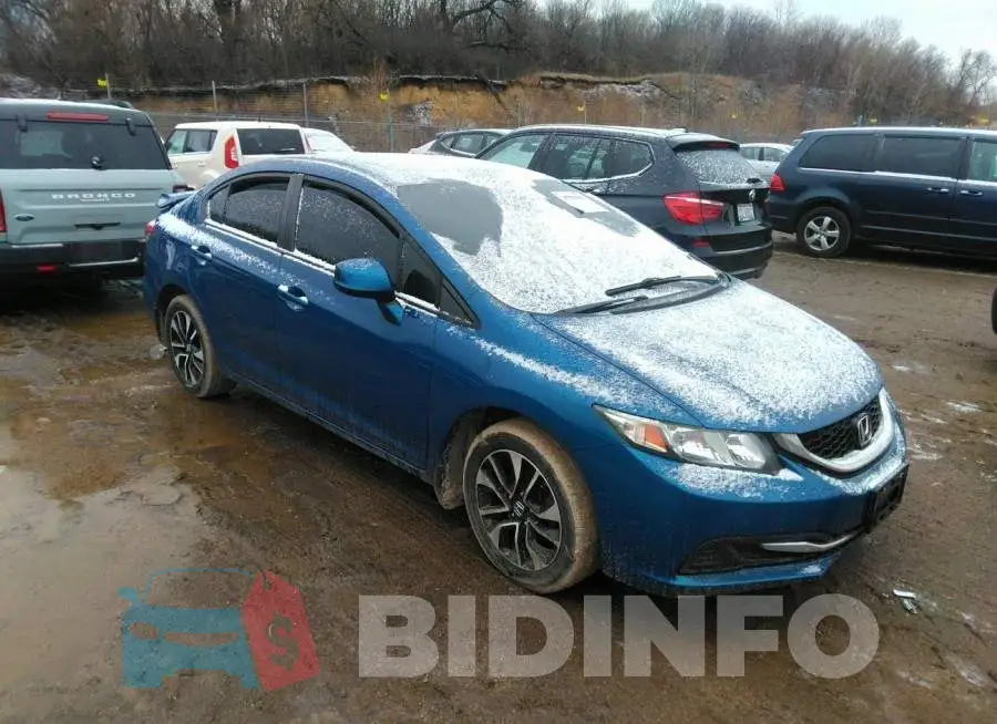 19XFB2F8XDE042721 Photo# 1