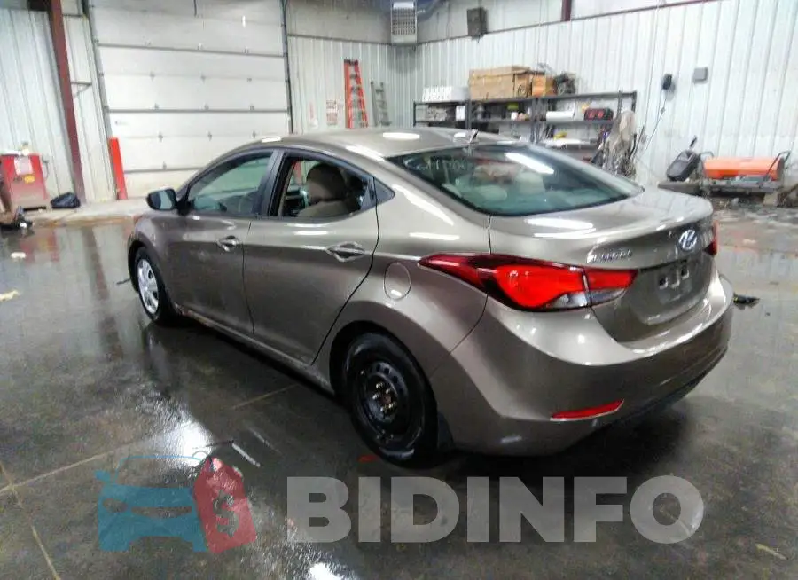 5NPDH4AE0GH797116 Photo# 3