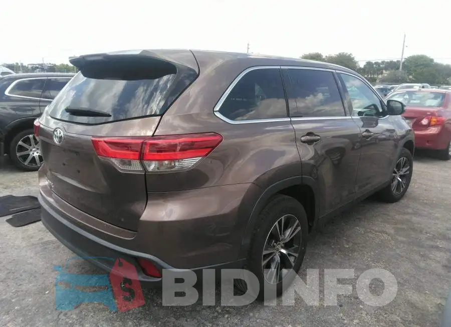 5TDZARFH8KS044754 Photo# 4
