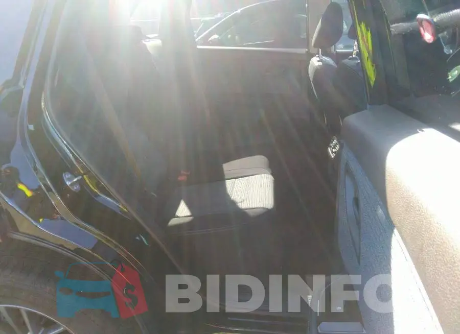 JN8AT3AB1MW223975 Photo# 8
