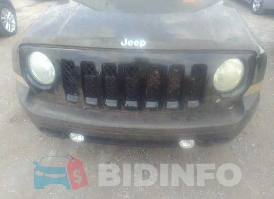 1C4NJRFB1DD165439 Photo# 6