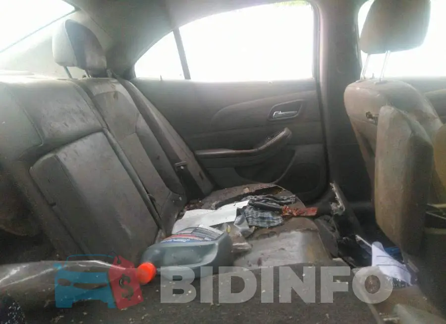 1G11D5SL3FU121127 Photo# 8