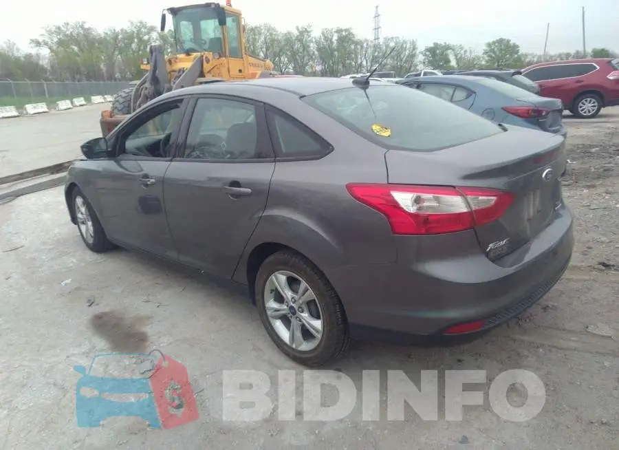 1FADP3F28DL381677 Photo# 3