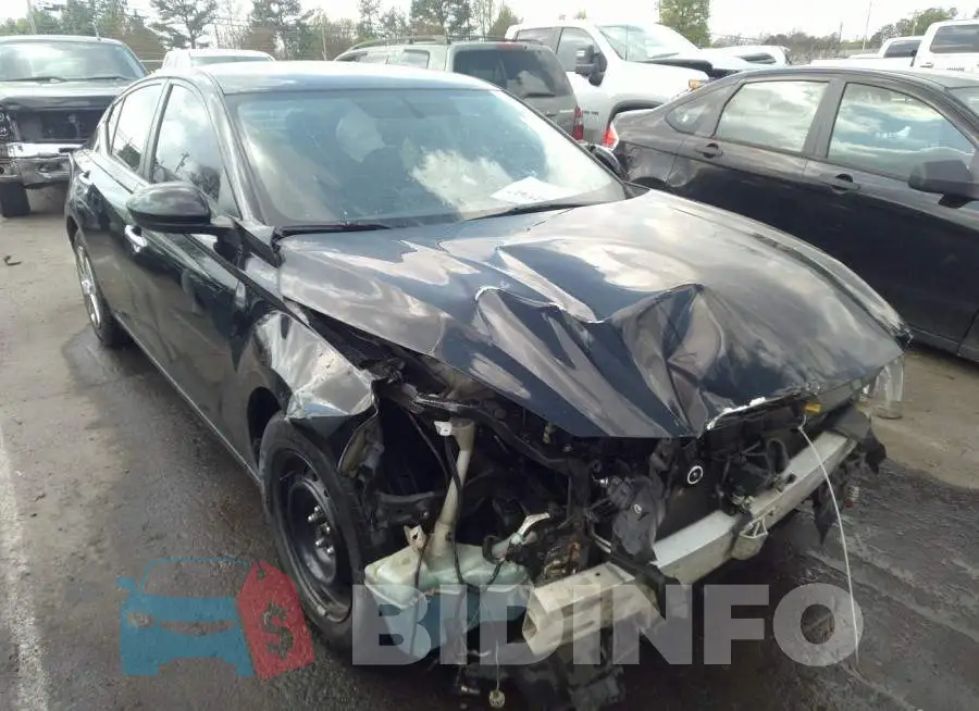 1N4BL4BV1LC158582 Photo# 1