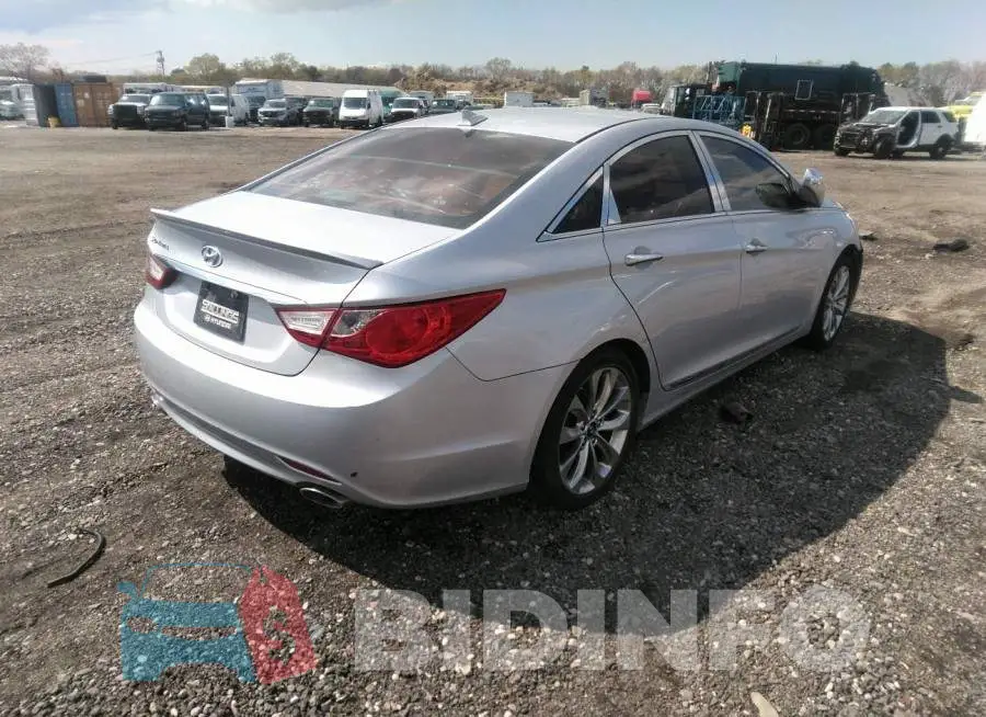 5NPEC4AC2DH633704 Photo# 4