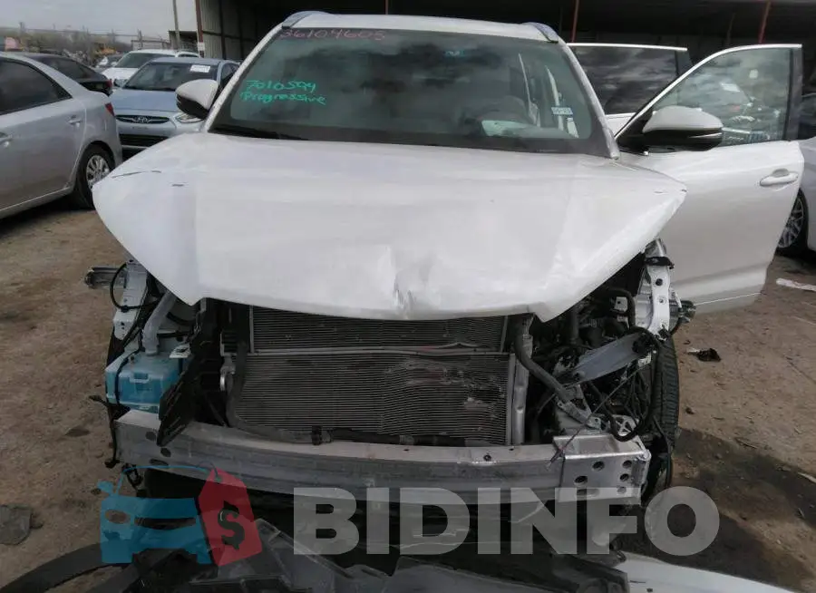 5TDDGRFHXJS048196 Photo# 6