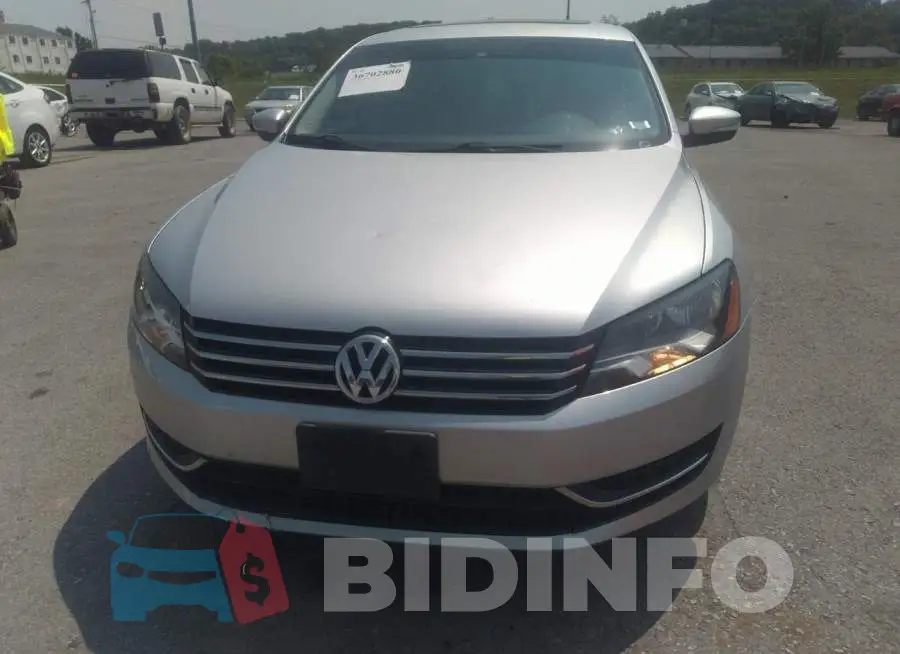 1VWBS7A36FC058025 Photo# 6