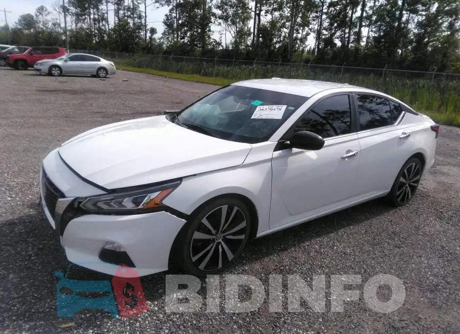 1N4BL4CV1LN301646 Photo# 2