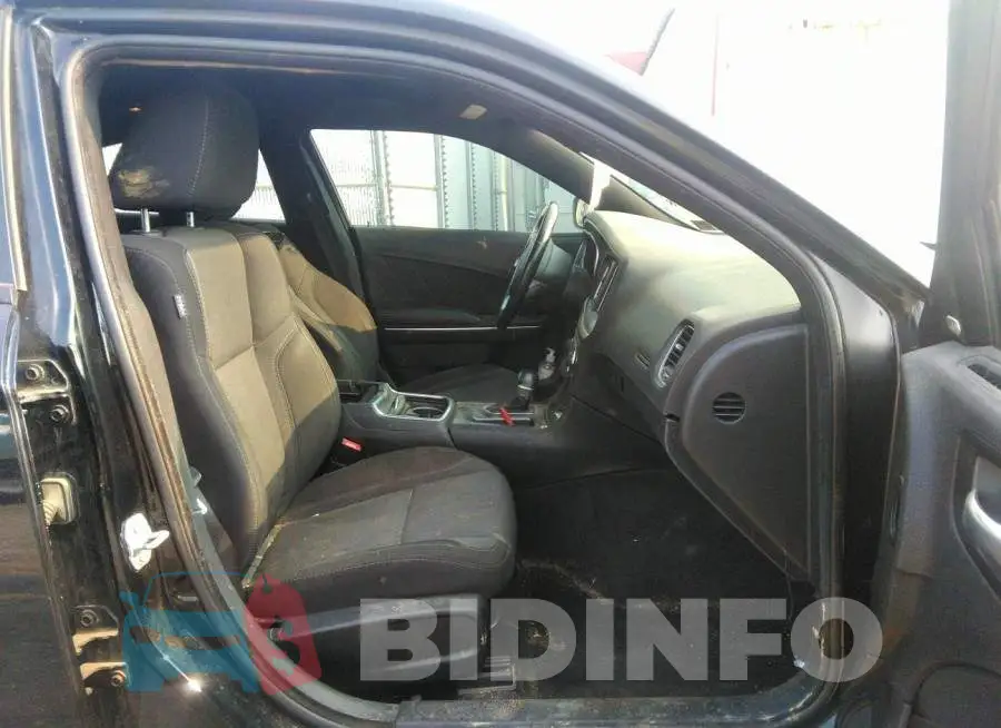 2C3CDXJG8GH229204 Photo# 5
