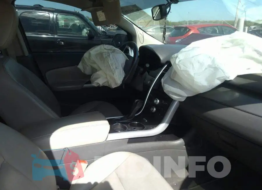 2FMDK3JCXEBA10705 Photo# 5