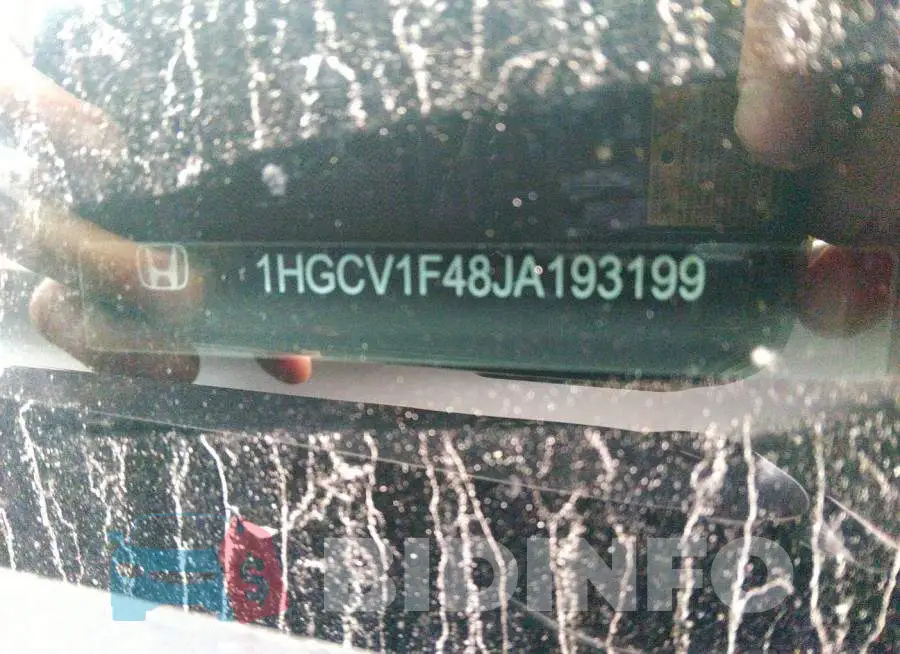 1HGCV1F48JA193199 Photo# 9